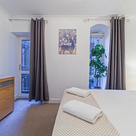 Stay Thames River Londra Exterior foto